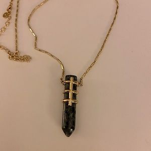 Stella & Dot gold and black stone pendant necklace